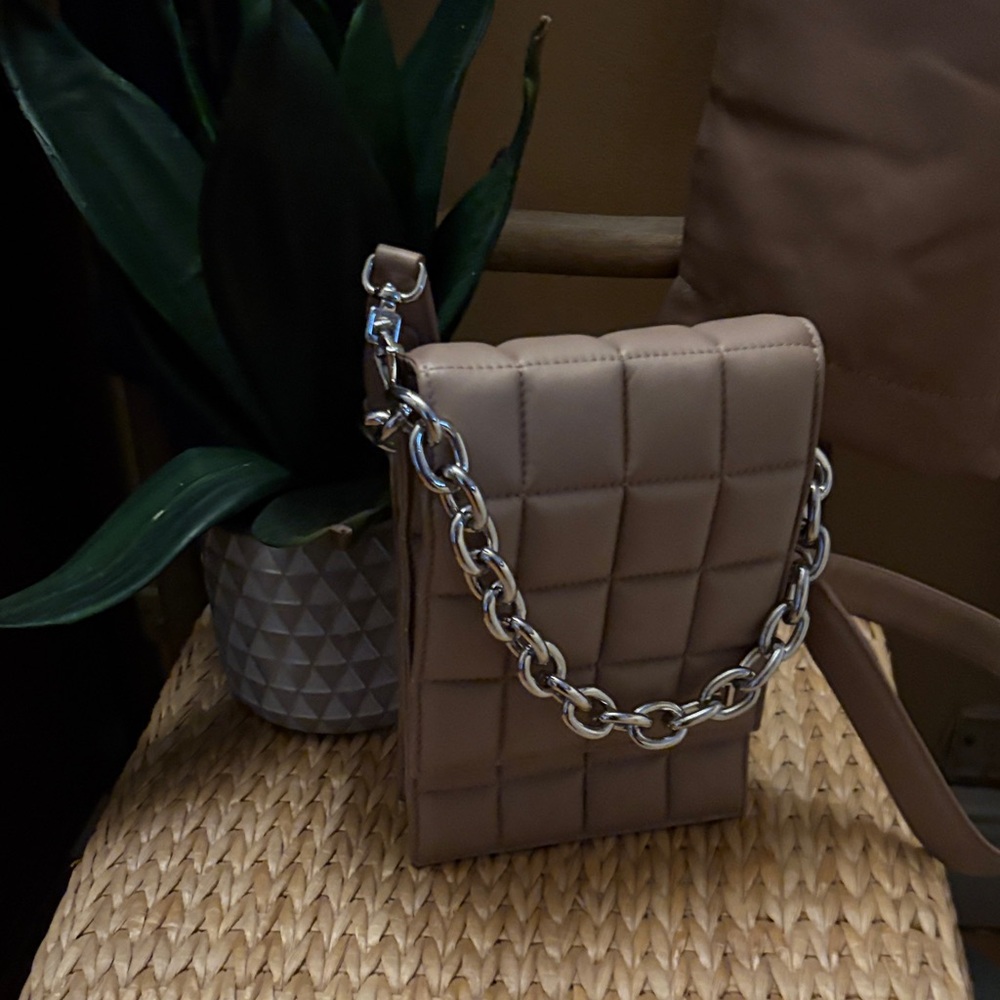 ERIC JATVIS Elegant Tan Quilted Chain Bag (Crossbody) SOFT LEATHER